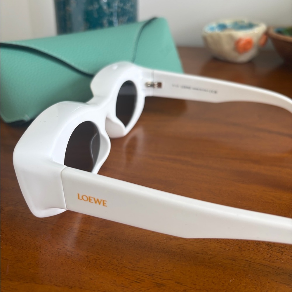Loewe Sunglasses - Picture 3 of 6
